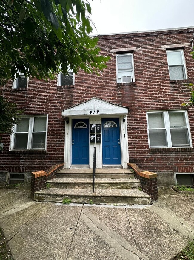 Building Photo - Beautiful 1 Bed/1 Bath apartment. 2ND FLOOR