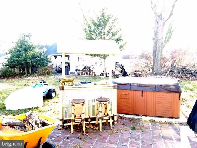 Photo - 324 Swarthmore Rd