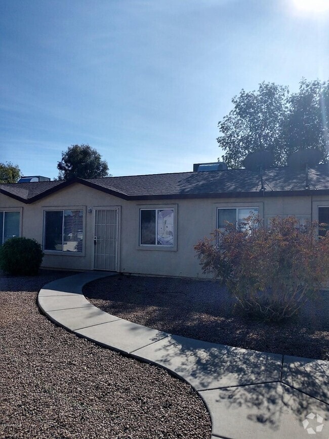 Building Photo - 6711 W Osborn Rd Unit 2 Rental