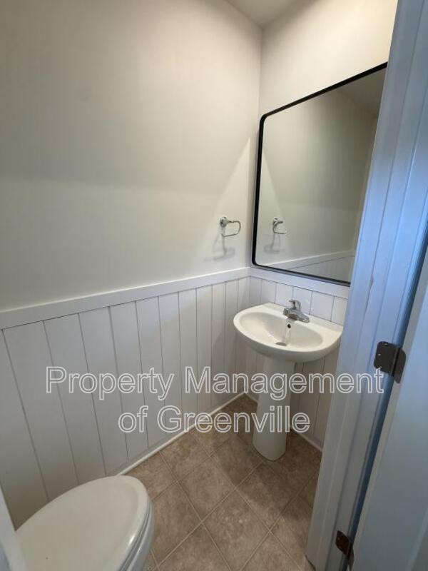 Photo - 103 Fernside Ct