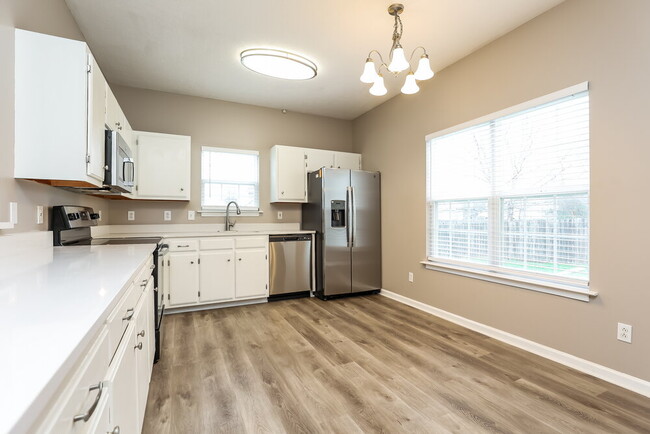 Photo - 2744 Pepperdine Dr