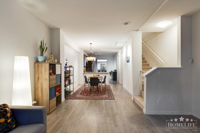 Photo - Comfortable 3 bed 2.5 bath Townhouse in the Heart of Fleetwood Unité 27