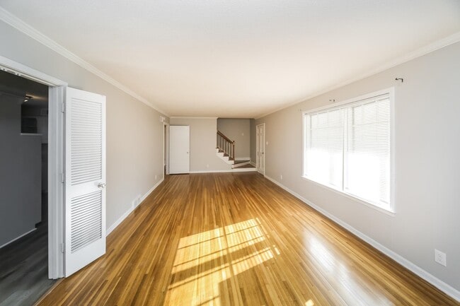 Photo - 4346 Gardenview Dr