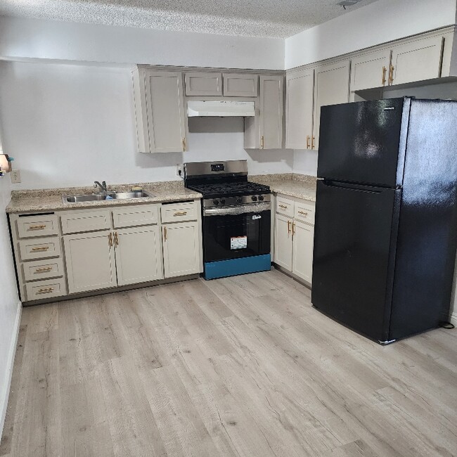 Photo - 2458 S Backer Ave