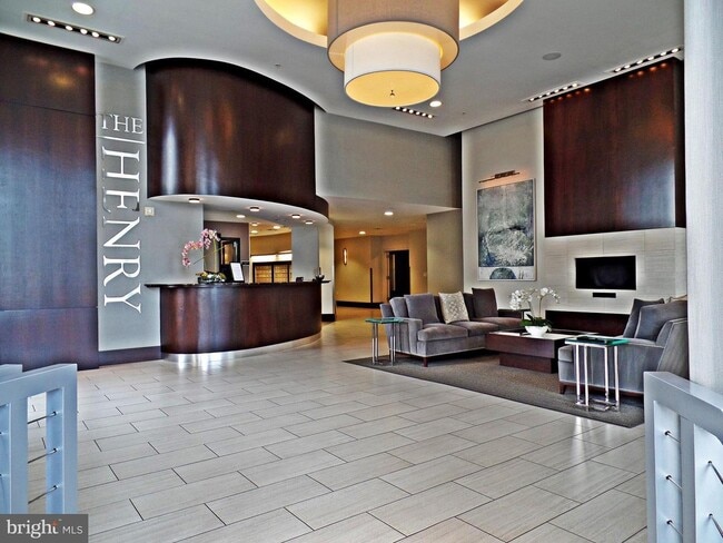 Photo - 525 N Fayette St Unit 421