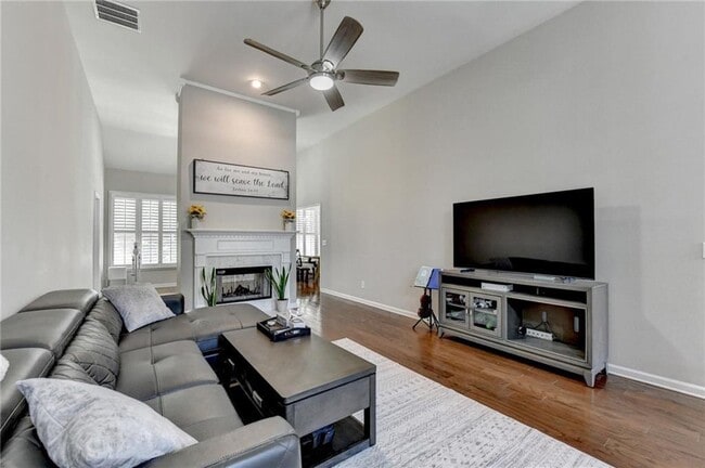 5019 Weatherstone Dr