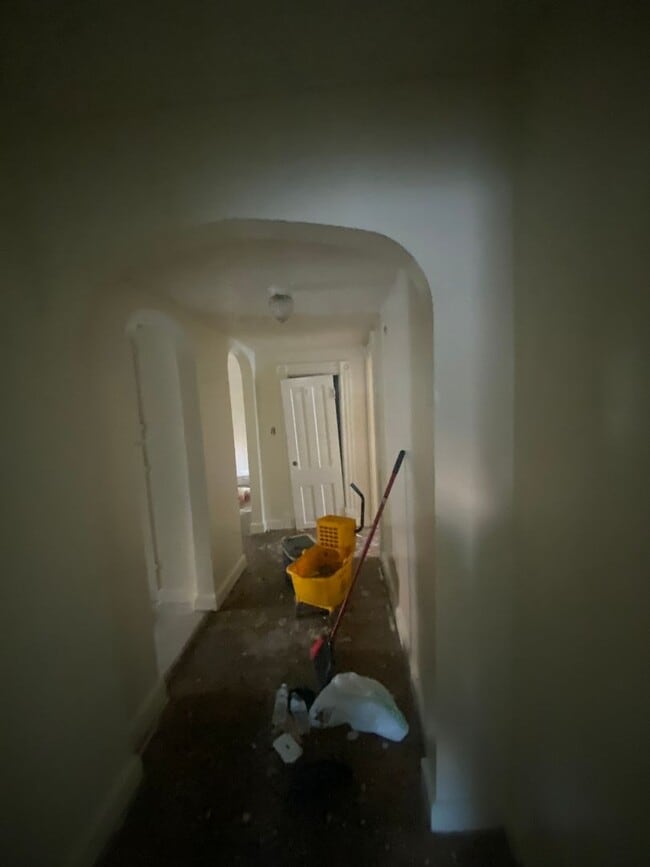 Photo - 2nd fooor walk-up duplex in historic house...