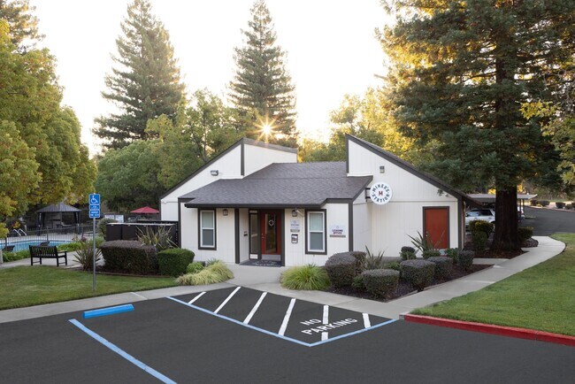 Photo - Miner's Station