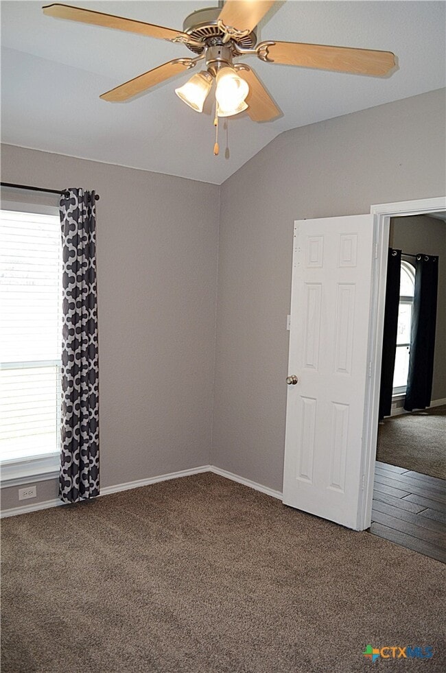 Photo - 423 Reservation Dr