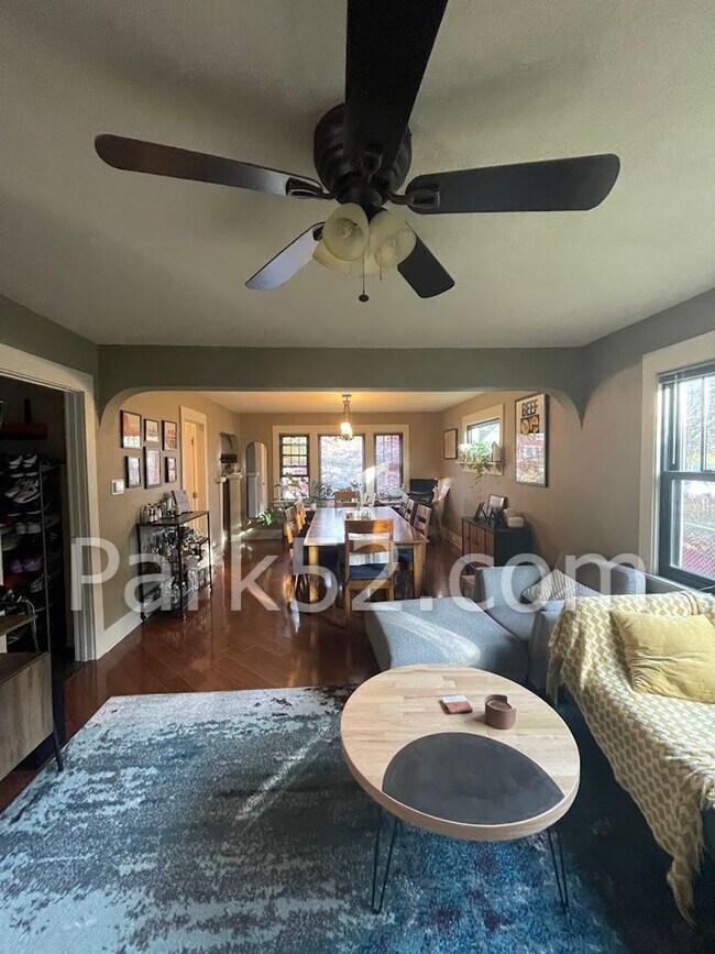 Photo - Beautiful Tacoma Single Family Home