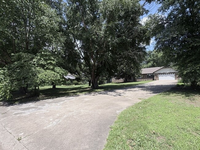 Photo - 1365 W Twin Springs St