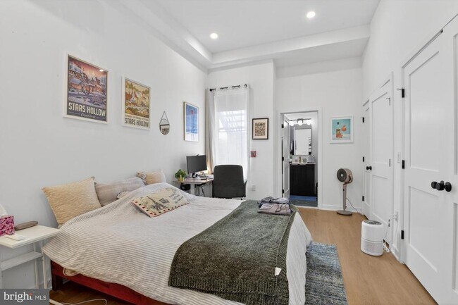 Photo - 1134 Pine St Unidad 3