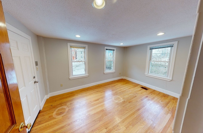 Photo - 434 Franklin St Unit 1L