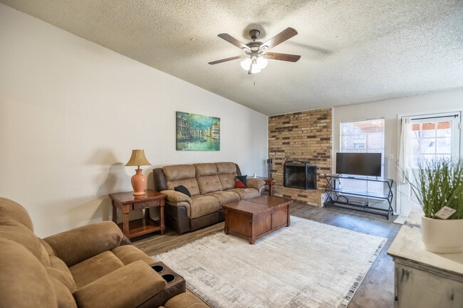 Photo - 5457 Blue Quail Dr