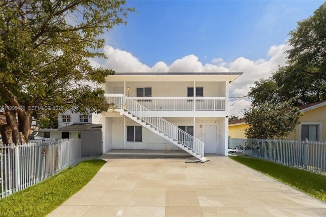 Photo - 2132 NW 47th St