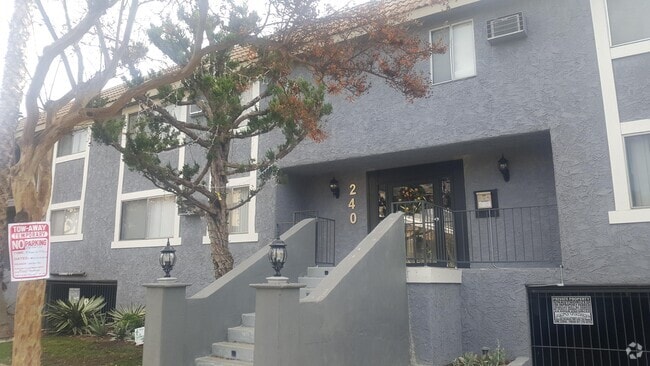 Building Photo - 240 W Verdugo Ave Unit T Rental
