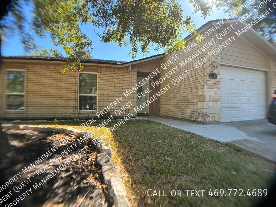 Photo - 802 Netherland Dr