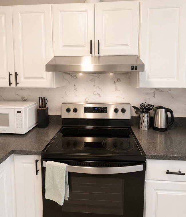 Photo - 4011 E Turnagain Blvd
