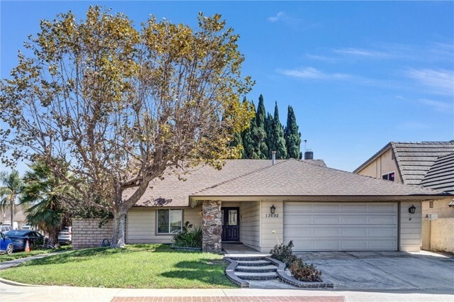 Building Photo - 13692 Solitaire Way