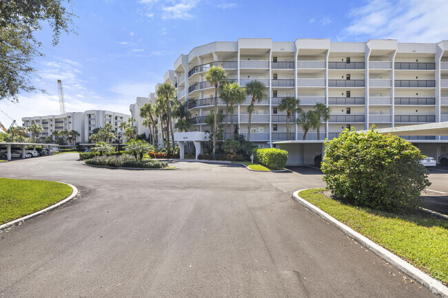 Building Photo - 1648 Jupiter Cove Dr Unit 109 Rental