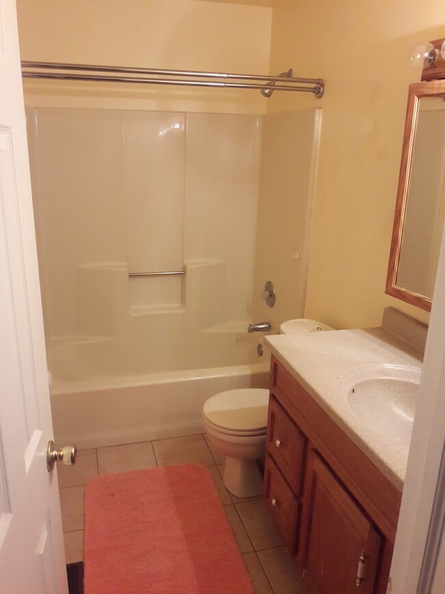 Photo - 735 N 12th St