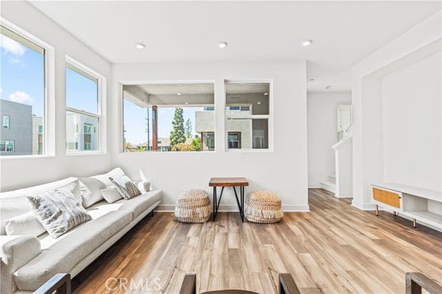 Photo - 609 S Lyon St