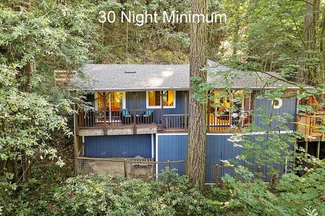 Photo - Fully furnished hillside 2 bedroom., 2 bat...