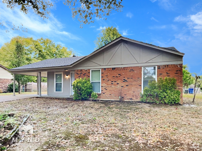 Building Photo - 3070 Forest Glen Dr Rental