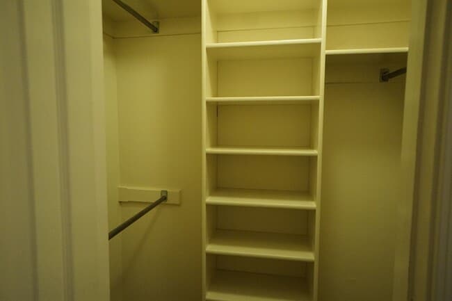 Photo - 1807 Wilder Ln Unit B