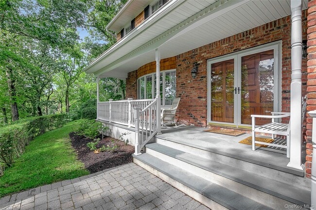Photo - 451 River Rd