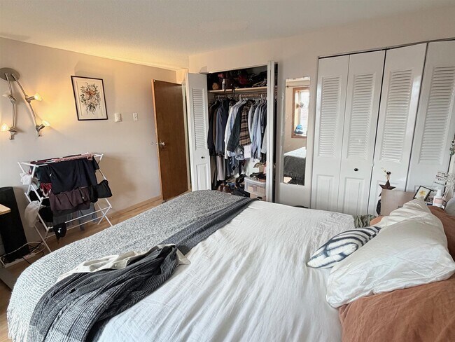 Photo - 94 Beacon St Unidad 58