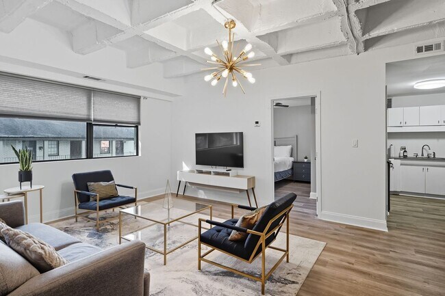 Photo - 3645 Peachtree Rd NE