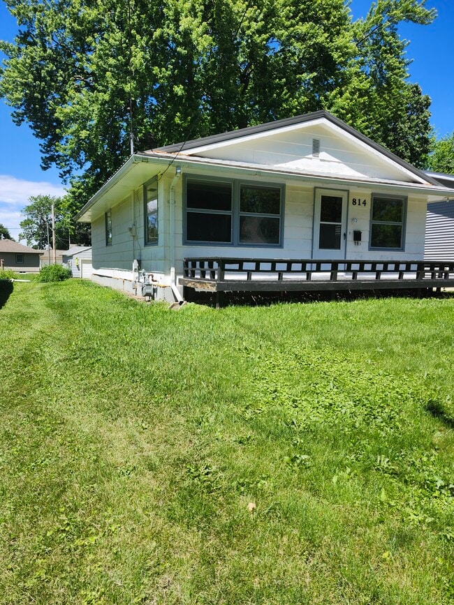 Photo - 814 S 1st Ave House