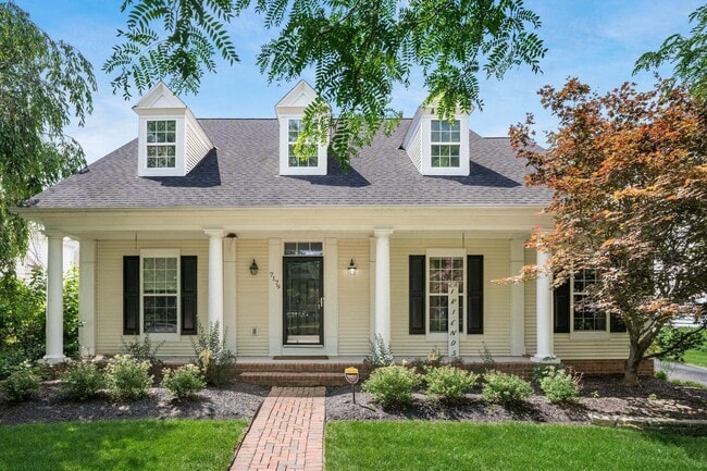Building Photo - 7179 Fernridge Dr