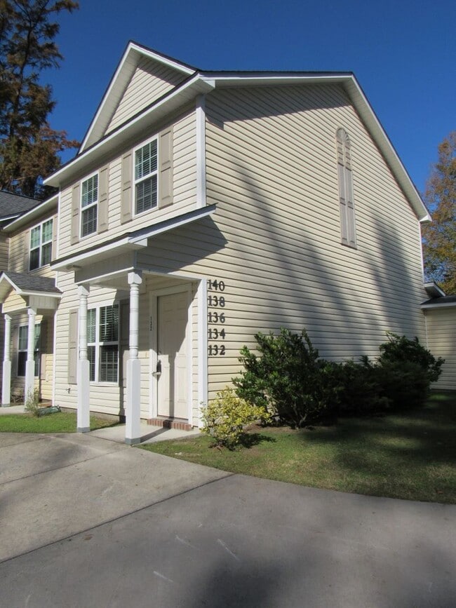 Photo - Welcome to Greenford Place!