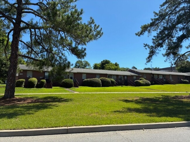 Building Photo - 1220 Martin Luther King Junior Blvd Unit 13