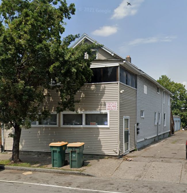 Photo - 396 Norton St Unidad 1