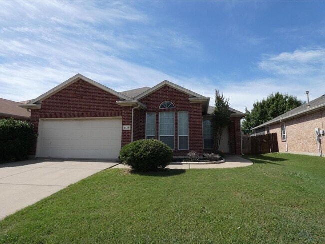 Photo - 2128 Haylee Dr House
