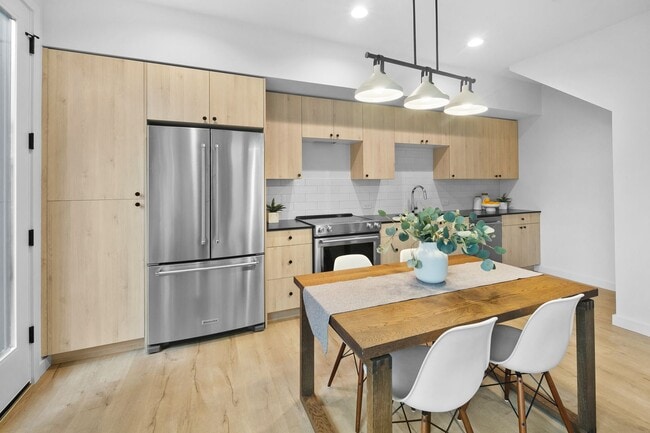 Photo - New Luxury Townhome in Seattle 2bed/2bath – Rooftop Deck, Pets OK