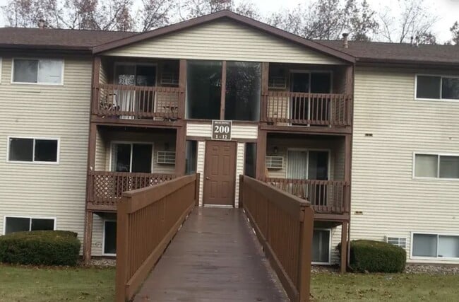 Photo - 300 Sand Hill Manor Dr