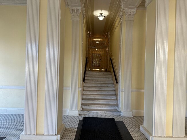 Photo - Mt Pleasant Grandeur