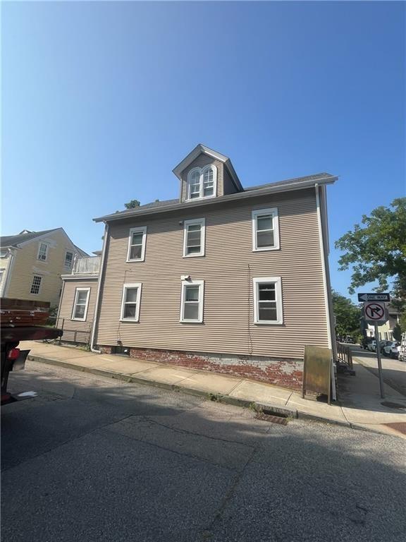 27 Mt Vernon St Unit 2