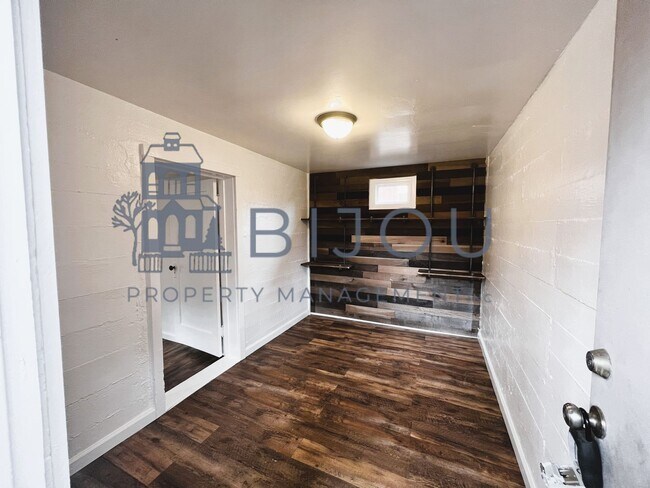 Photo - 238 N Prospect St Unit Lower