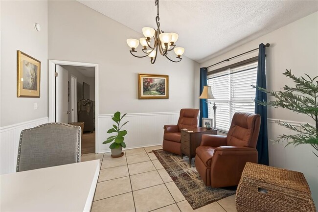 Photo - 3242 Laurel Dale Dr