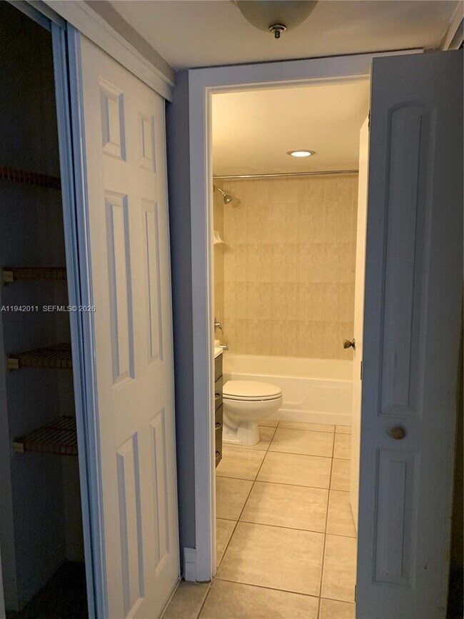 Photo - 1200 NE Miami Gardens Dr Unit 718W