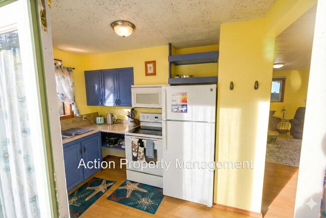 Photo - Furnished cabin on 3 acres, in Sequim Unidad Cabin