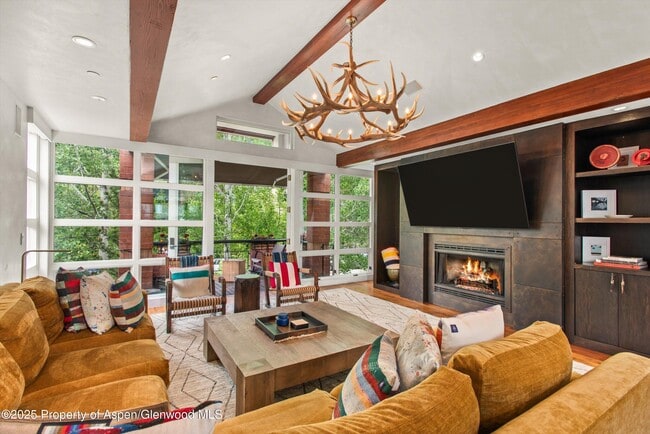 Photo - 706 E Hyman Ave Unit 706