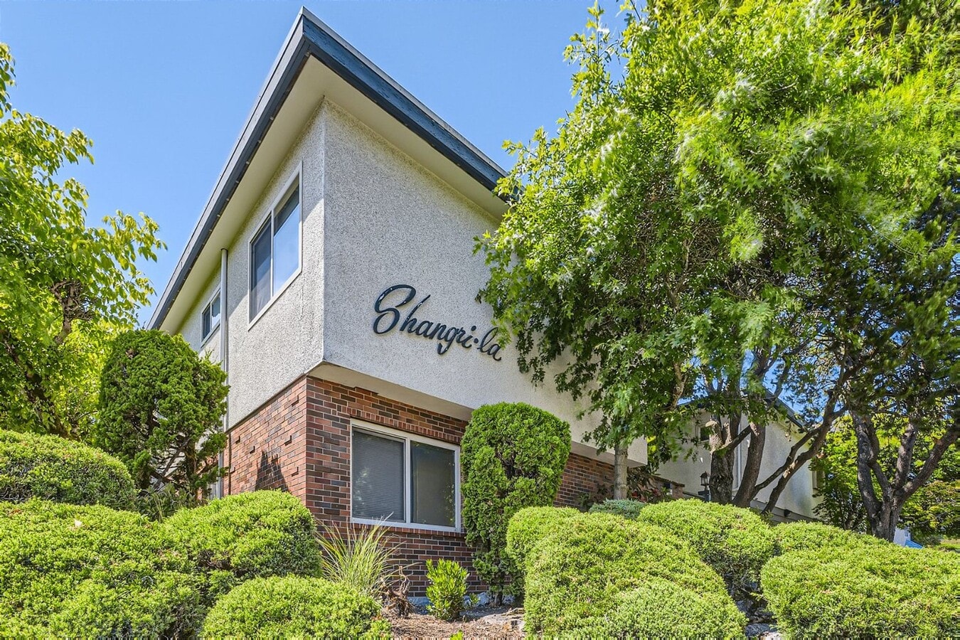 Photo - Shangri-La Apartments