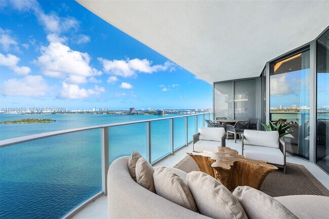 Photo - 700 NE 24th St Unit 1601