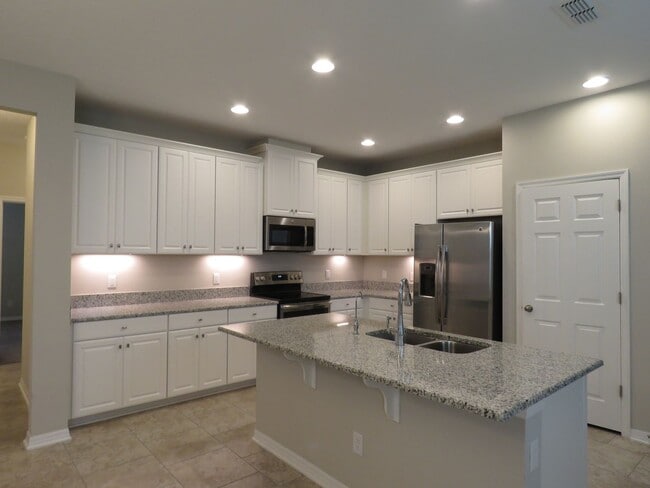 Photo - Beautiful Newer 3/2/2 home for Rent